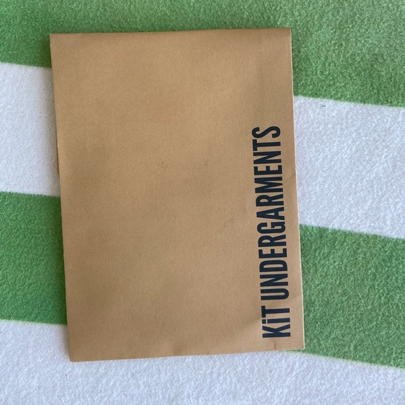 Kit undergarments Classic Mesh Thong in sand size 2 - Picture 2 of 3